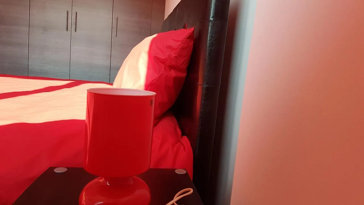 לרנקה Dezo Luxury Town Apartment 0*,
